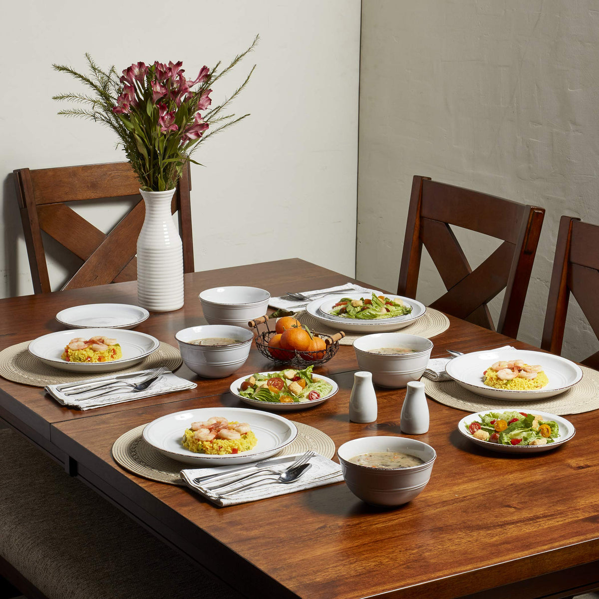 White 12 Piece Stoneware Dinnerware Set Q550