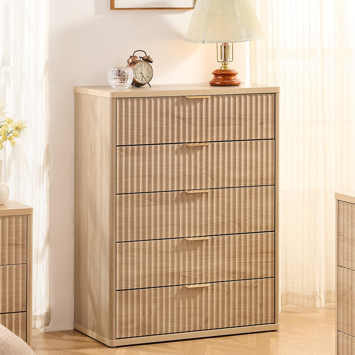 Fluted 5 Drawers Natural Wood Dresser N1056