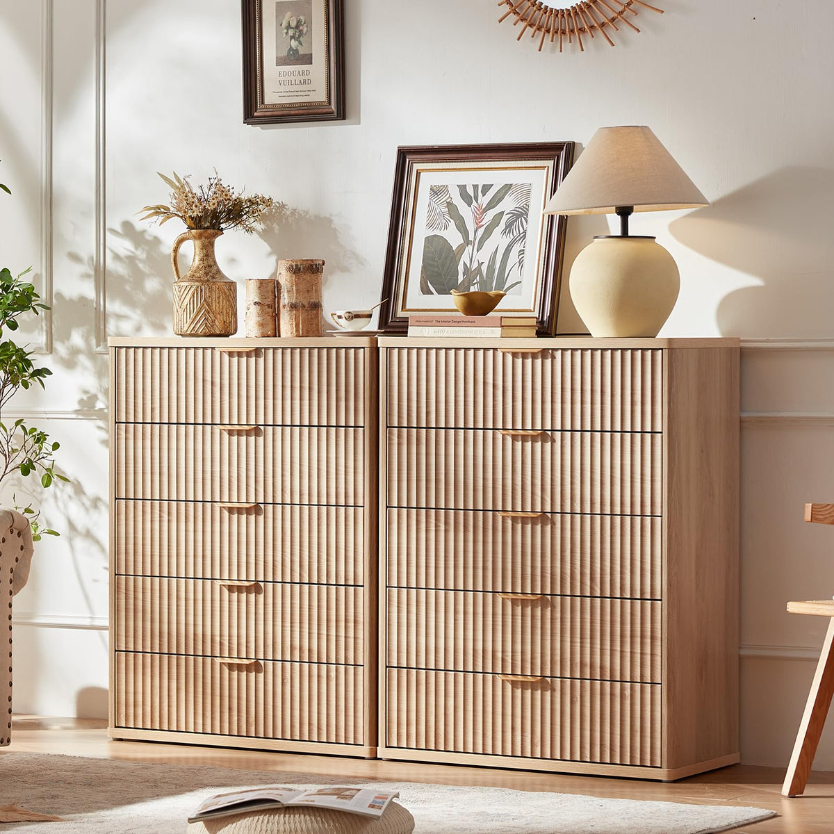 Fluted 5 Drawers Natural Wood Dresser N1056